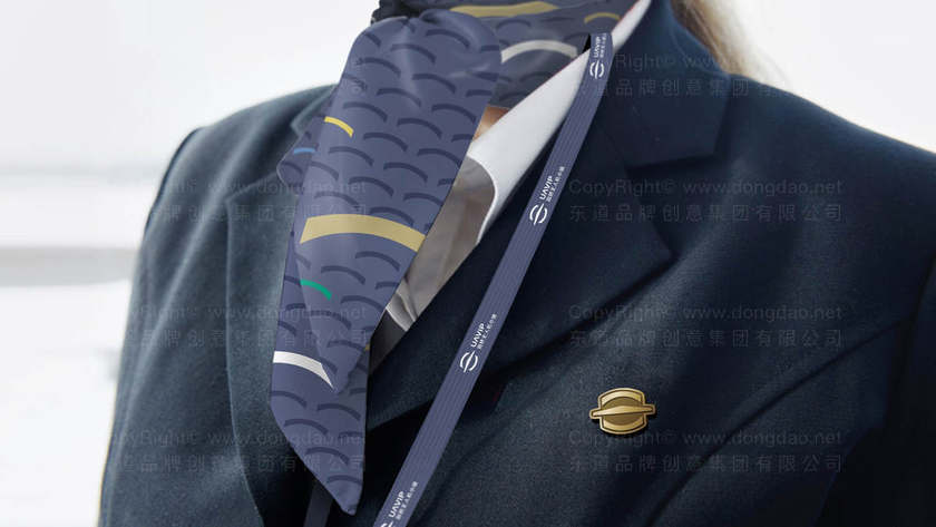 为什么强化地板logo常忽略耐用性象征？如何通过元素选择优化？