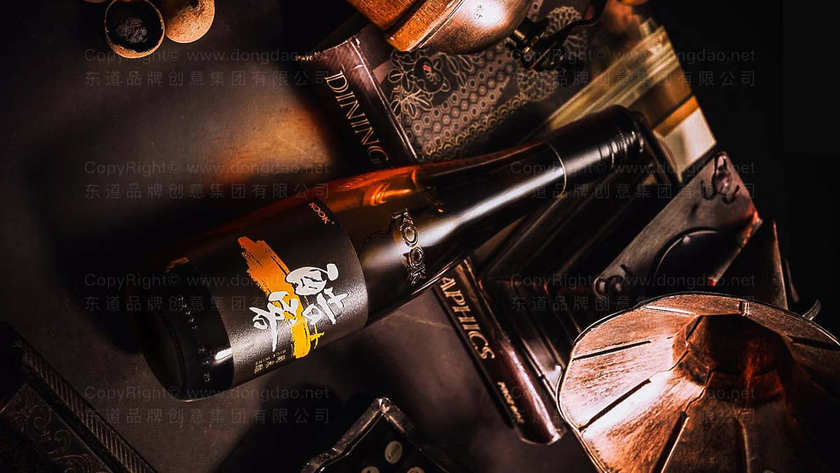 啤酒桶logo设计步骤是什么？如何从草图到成品？
