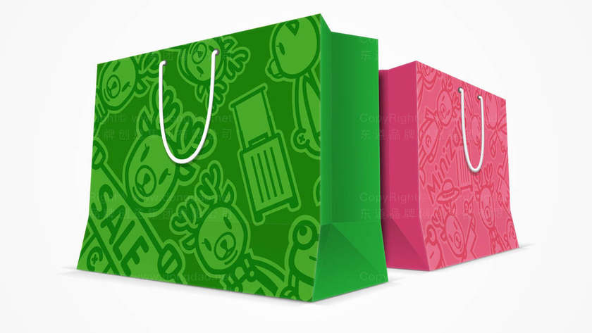 在零售场景中，女裤品牌设计如何应用？品牌故事如何增强情感连接？