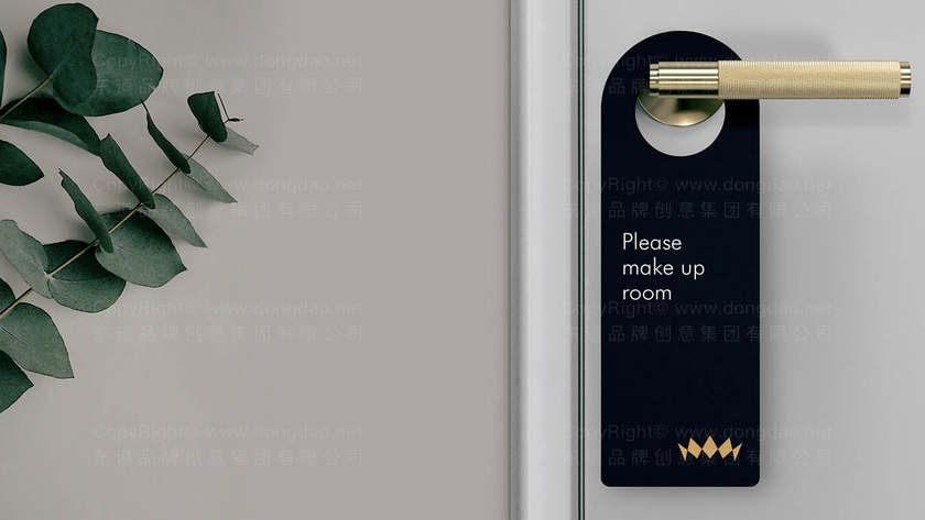 如何优化牛奶包装的视觉吸引力？为什么材料选择对保鲜效果至关重要？