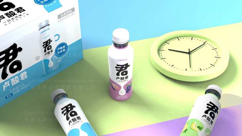 在电商平台中，包装如何增强产品吸引力？设计时需考虑哪些视觉元素？