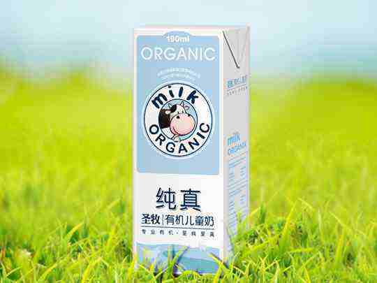 中国品牌设计塑造“润百颜”品牌最人青睐