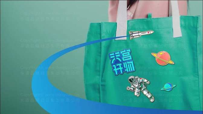 双门冰箱画册设计中色彩搭配有何讲究？